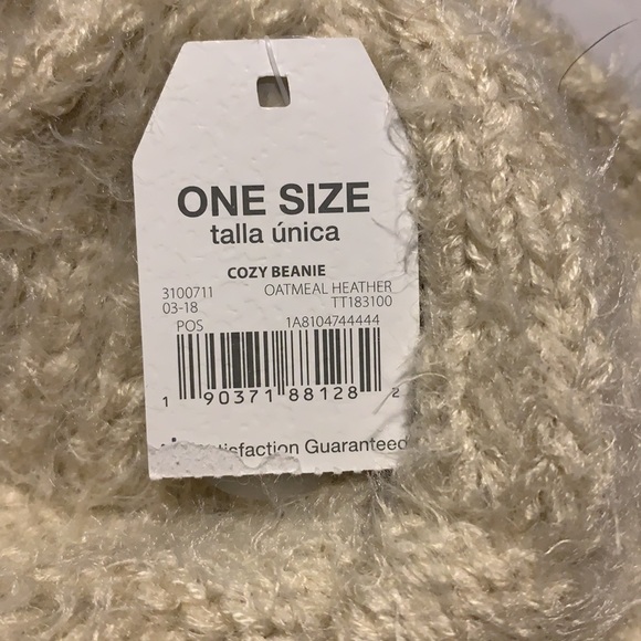 BEANIE {Time and Tru} oatmeal heather - Picture 2 of 3